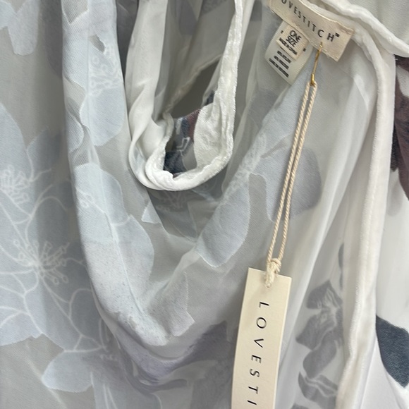 Floral velvet kimono from Vici - Picture 4 of 5